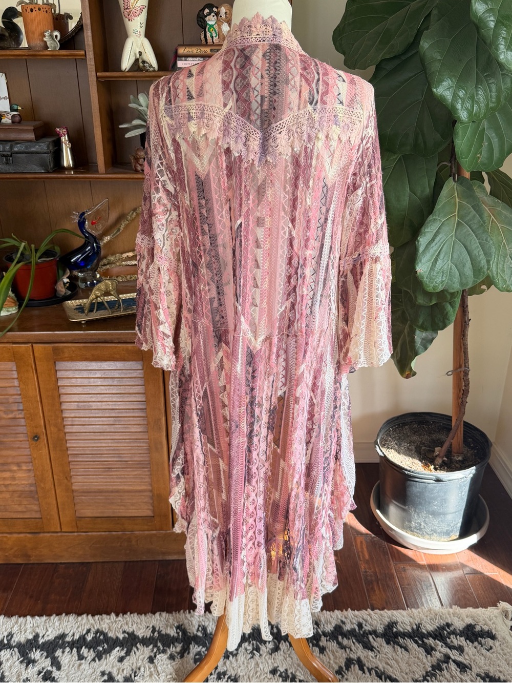 Origami Boutique Pink Lace Patchwork Layered Duster Cardigan M NWOT - Picture 8 of 15